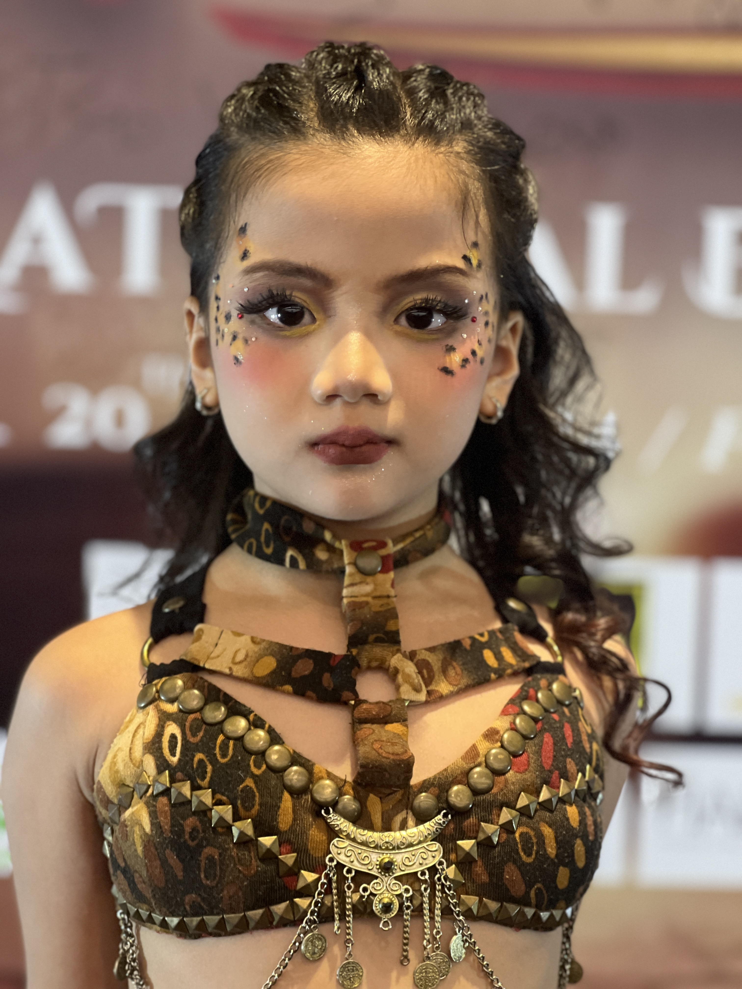 Party Glam 7